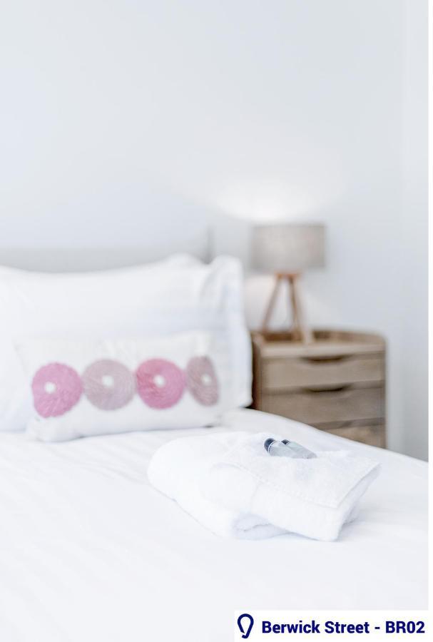Stayo Berwick Street Лондон Екстериор снимка