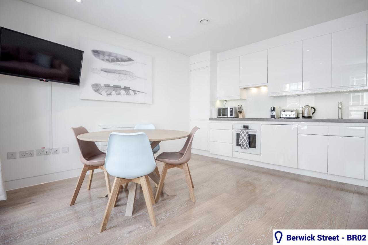 Stayo Berwick Street Лондон Екстериор снимка