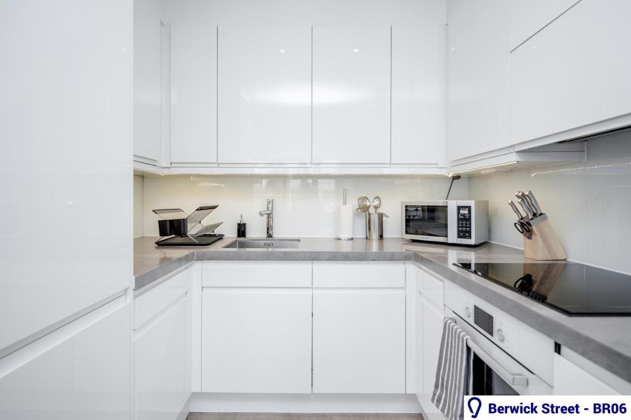 Stayo Berwick Street Лондон Екстериор снимка